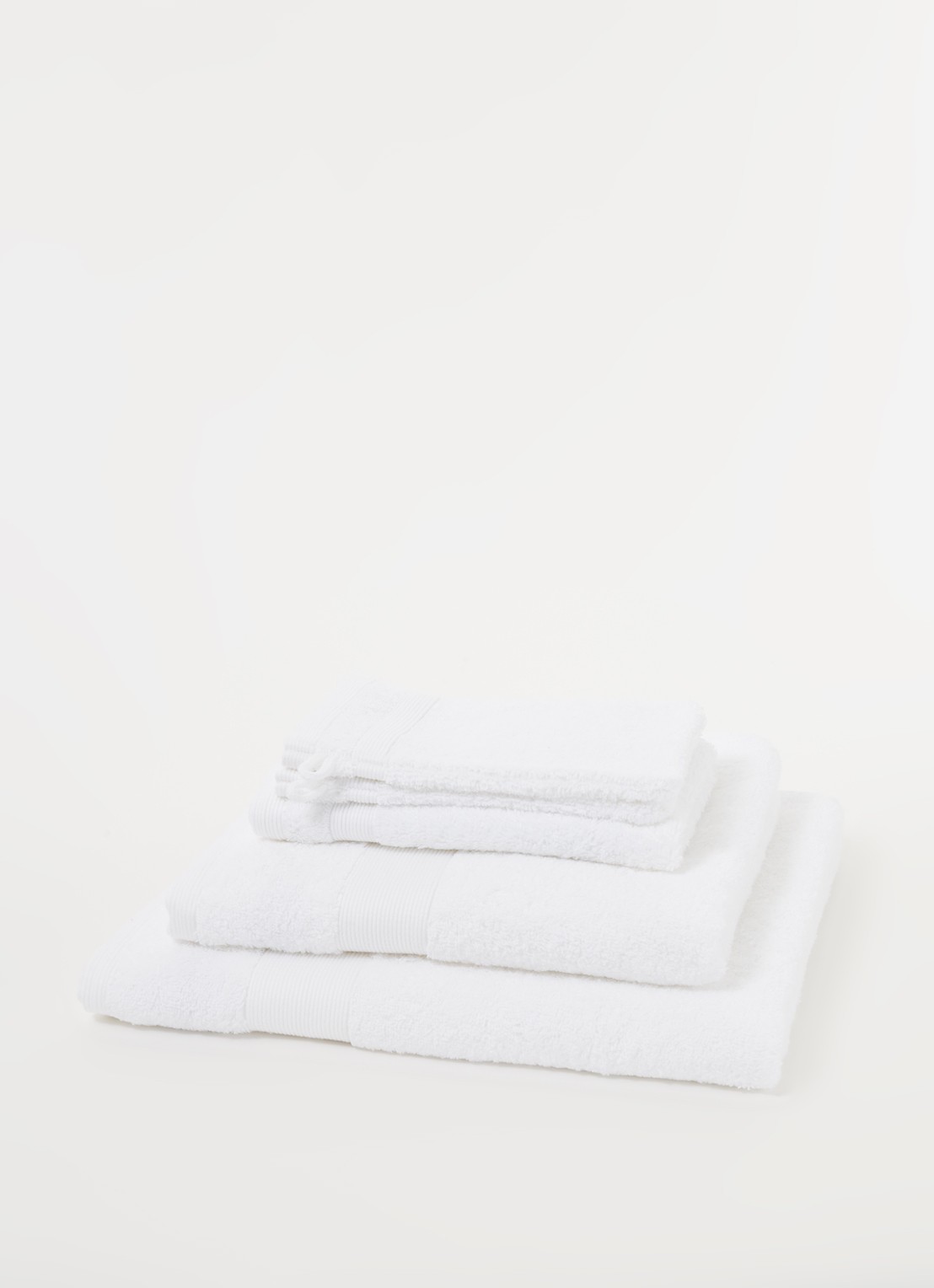 de Bijenkorf Home  Softness washand - 600 gr/m2 - 16 x 21 cm set van 2 - voorkant 3 wit
