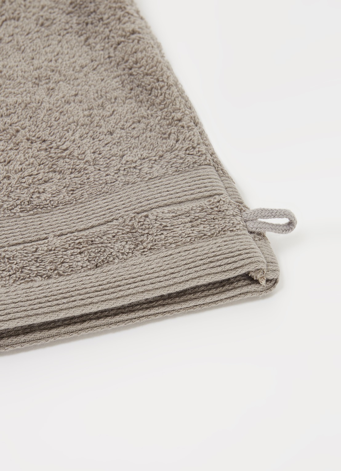 de Bijenkorf Home  Softness washand - 600 gr/m2 - 16 x 21 cm set van 2 - detail 3 grijs