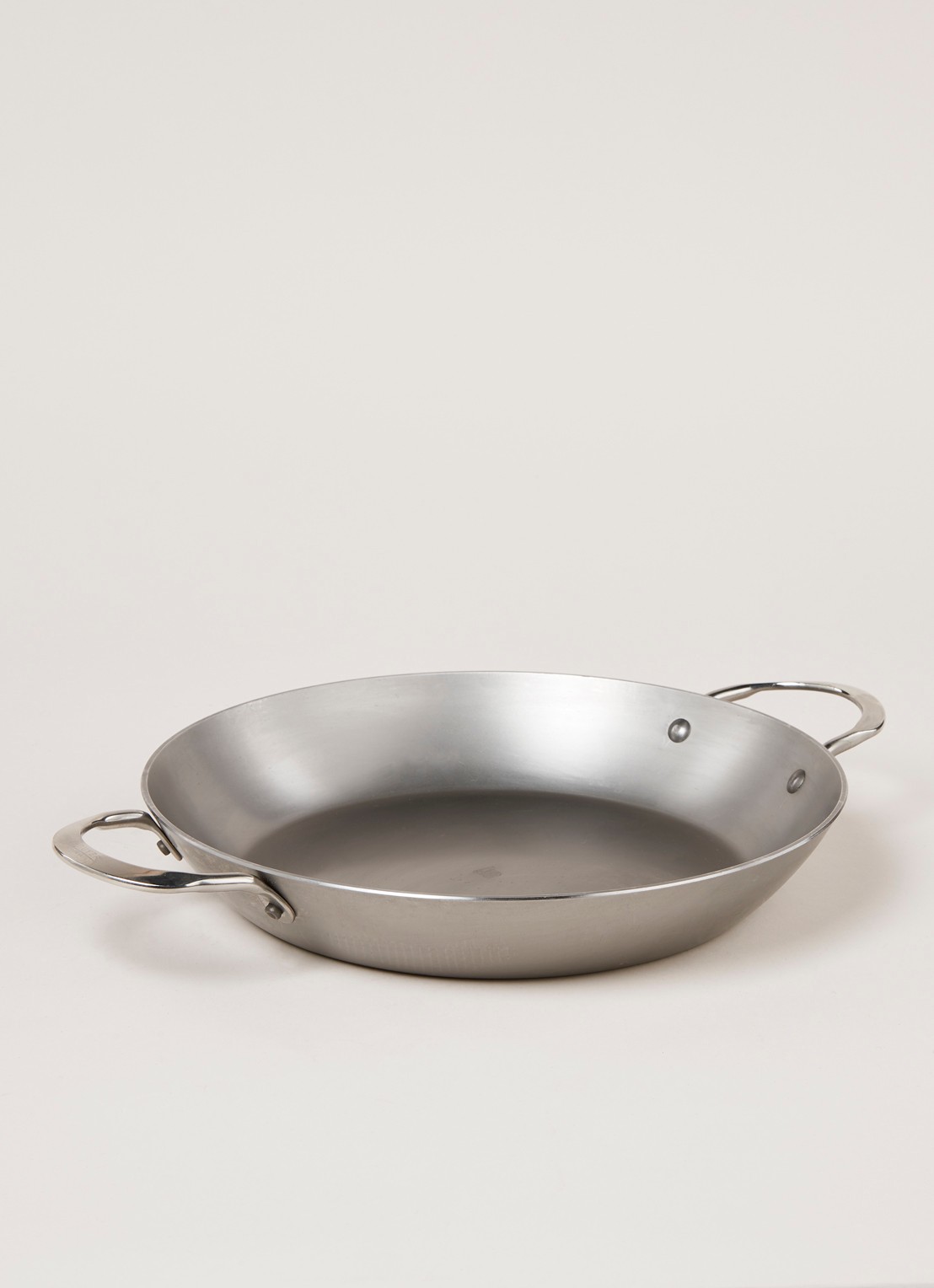 De Buyer Mineral B paellapan 32 cm  - voorkant 2 zilver