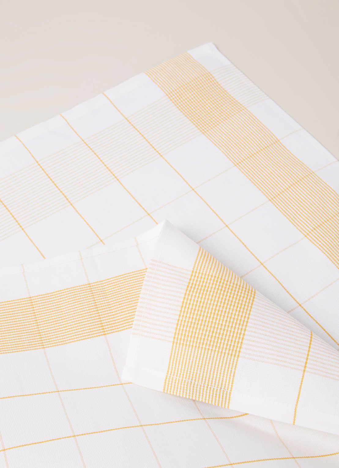 De Witte Lietaer Mixte glazendoek in linnenblend 70 x 66 cm - detail geel