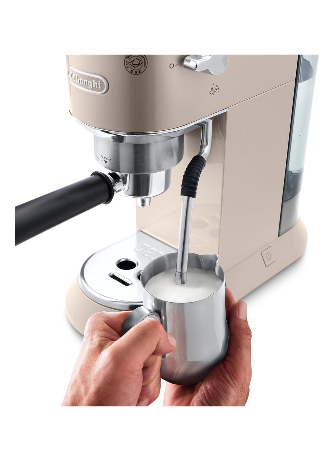 DeLonghi Dedica Arte espressomachine - EC885 - detail 3 beige