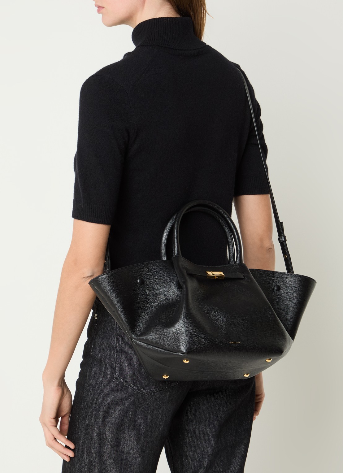 DeMellier The Midi New York handtas van leer - voorkant 7 zwart