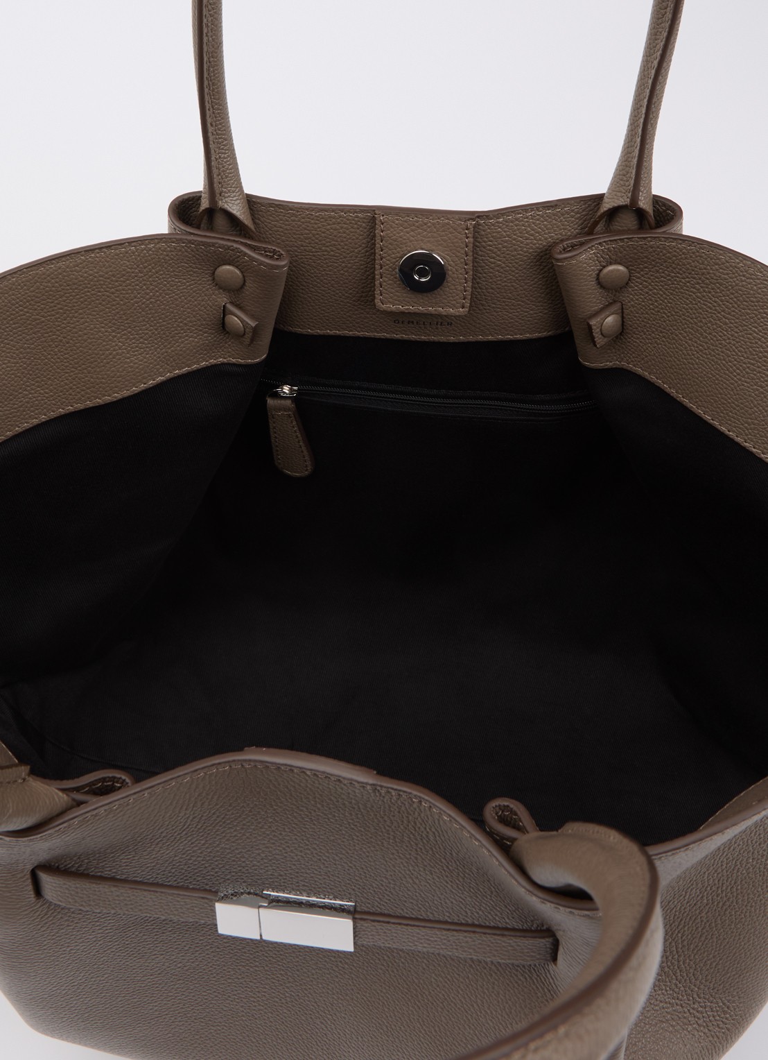 DeMellier The New York handtas van leer - detail 2 taupe