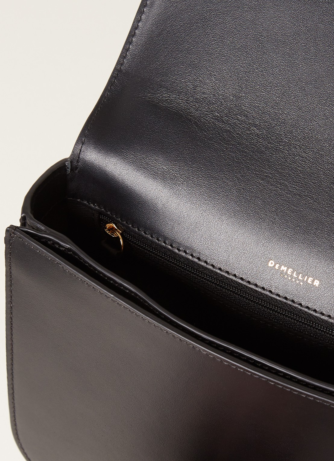 DeMellier The Vancouver crossbodytas van leer - detail 3 zwart