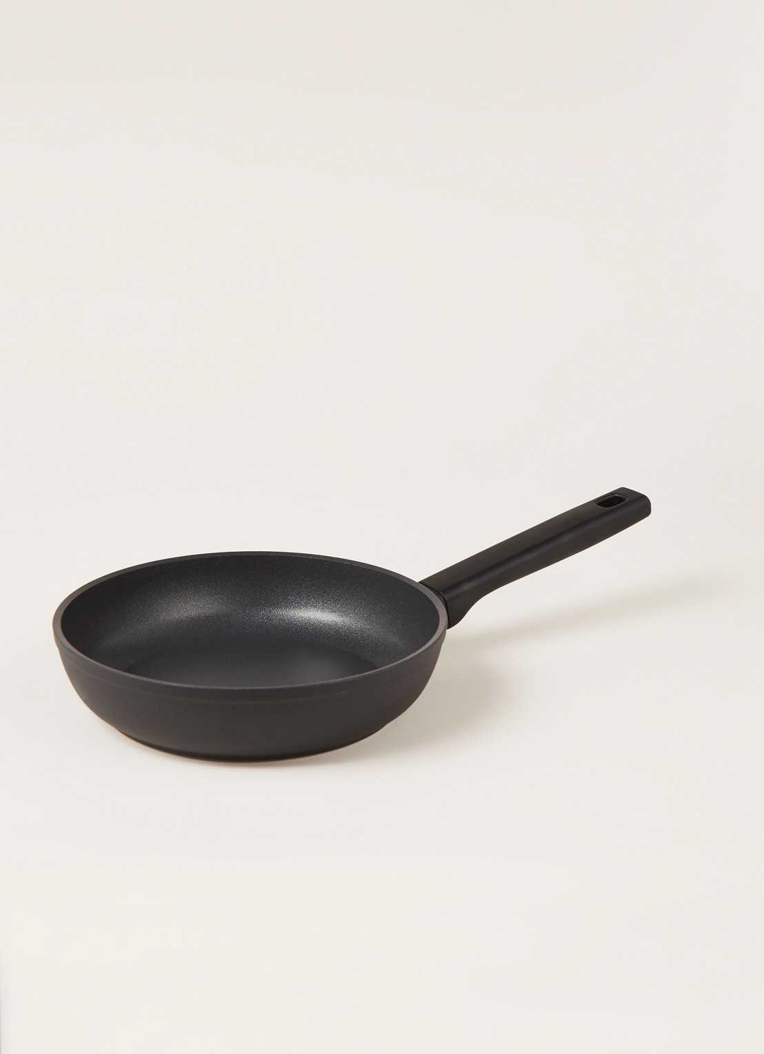 Demeyere Alu Comfort 3 koekenpan Ø20 cm - voorkant 2 zwart