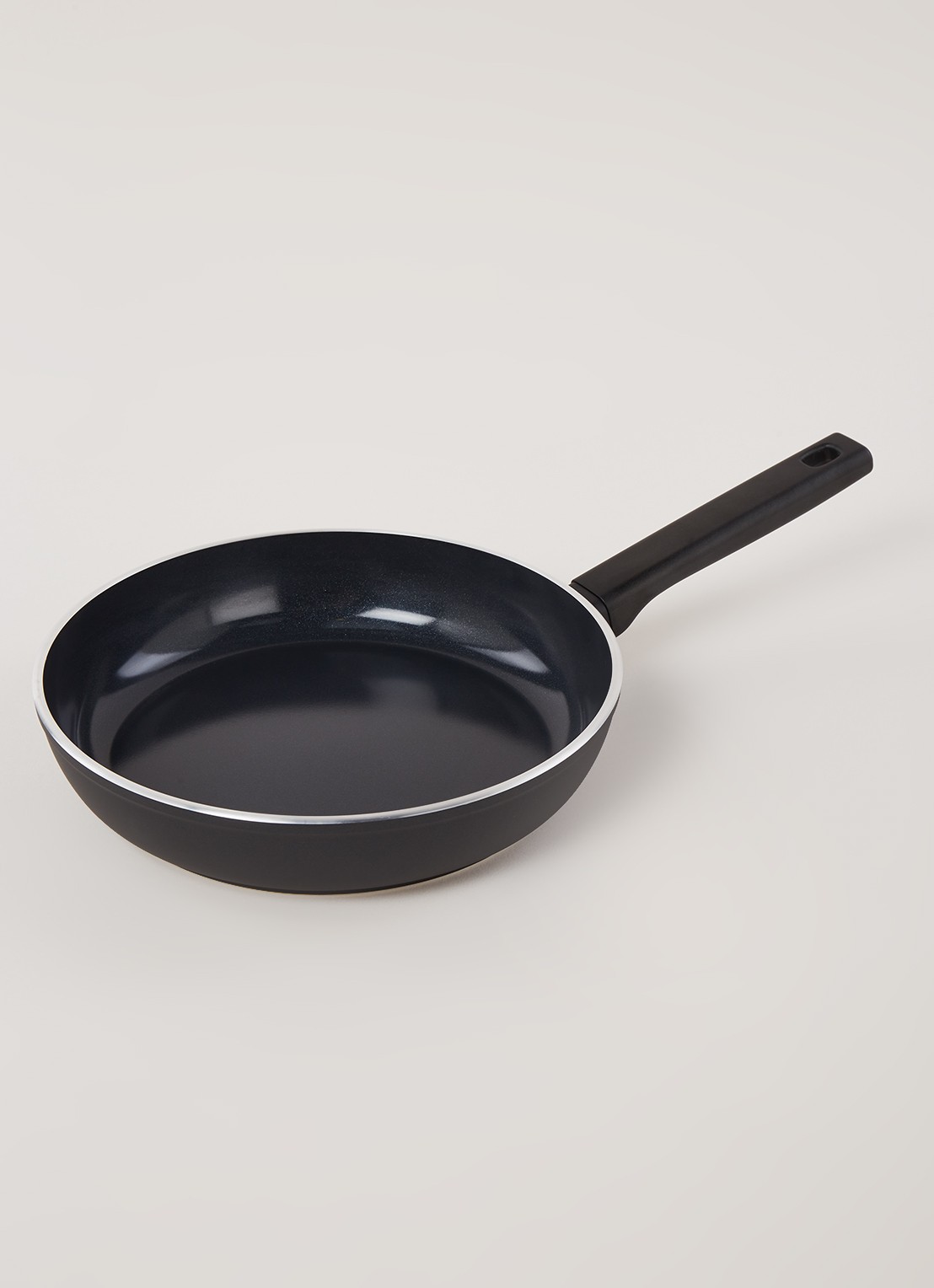 Demeyere Alu Comfort 3 koekenpan Ø24 cm - voorkant 2 zwart