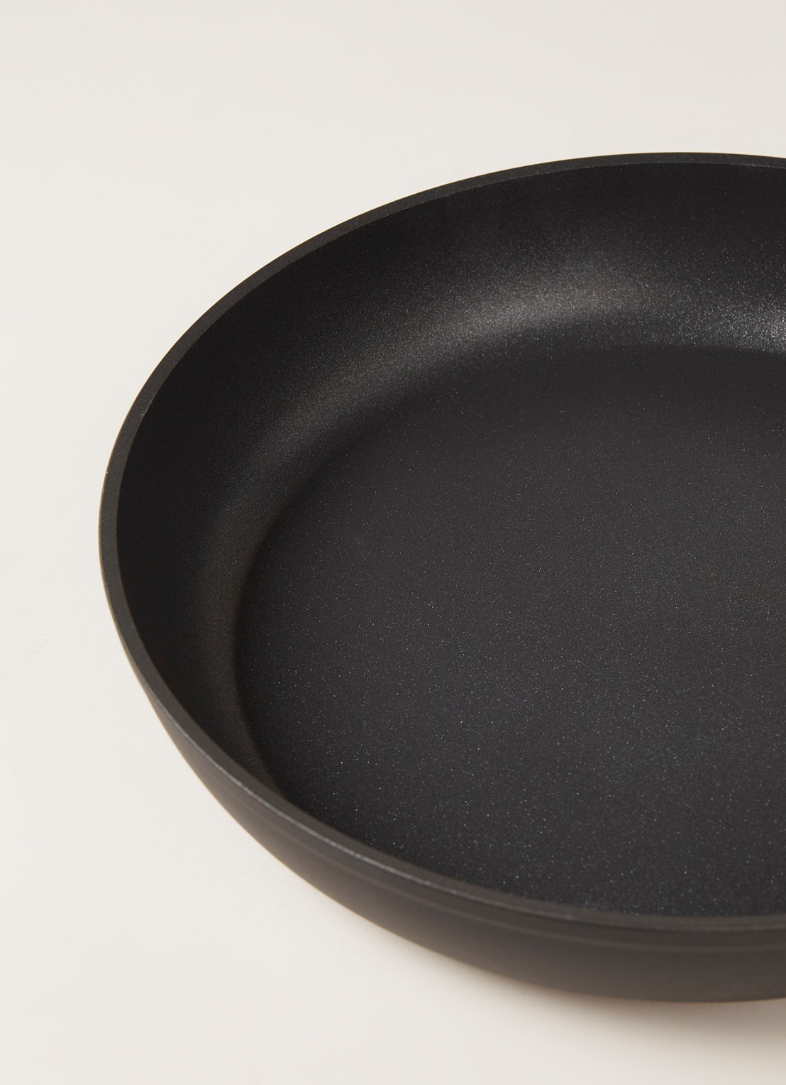 Demeyere Alu Comfort 3 koekenpan Ø28 cm - detail zwart