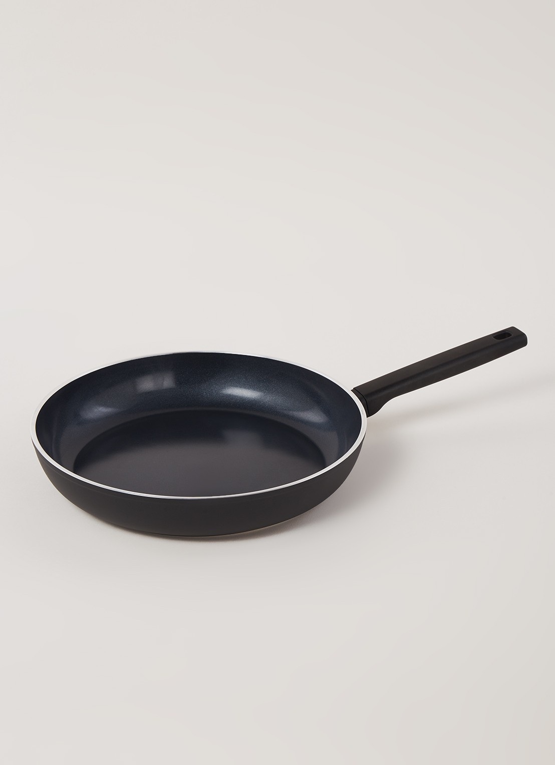 Demeyere Alu Comfort 3 koekenpan 30 cm - voorkant 2 zwart