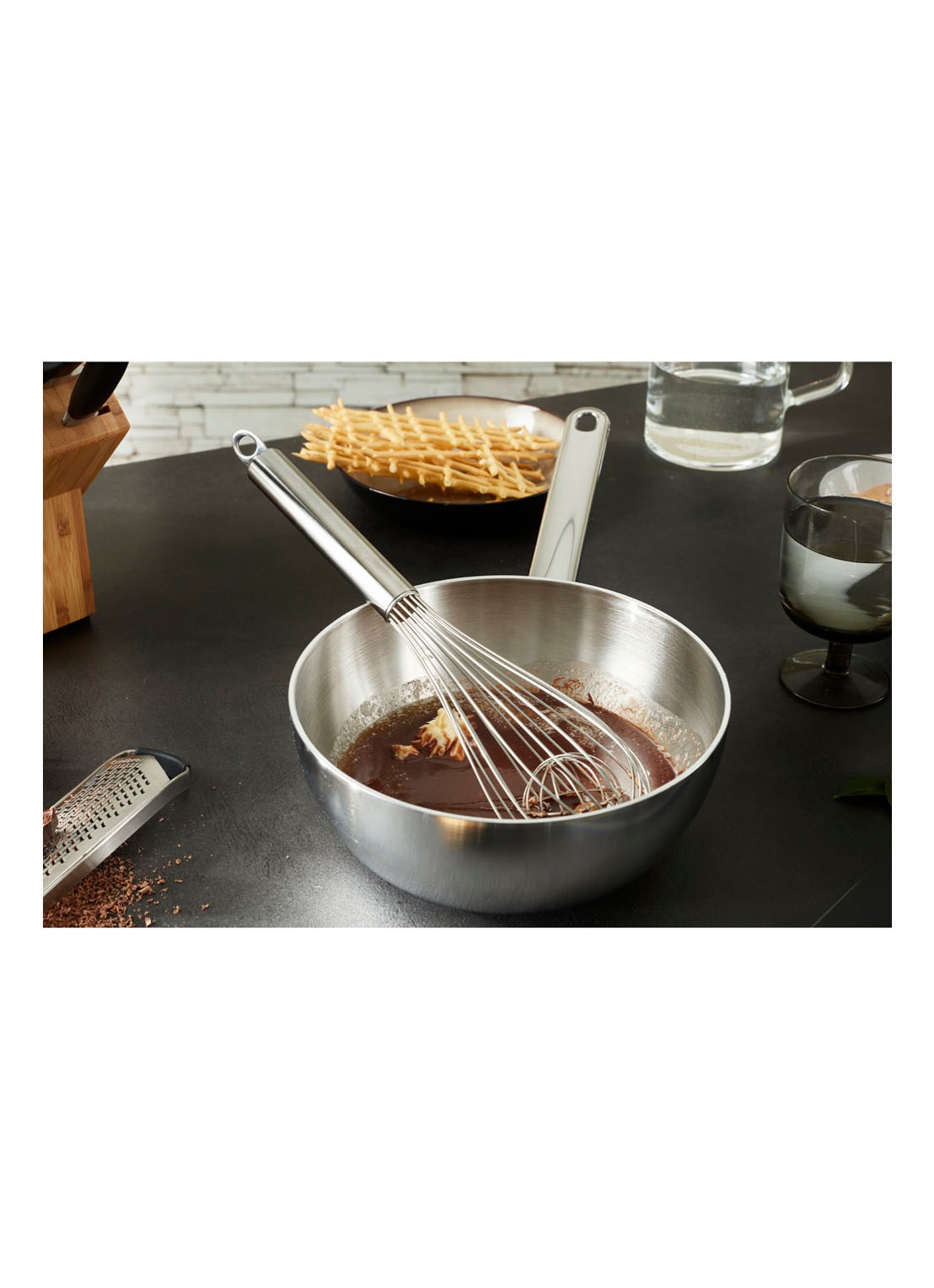 Demeyere Apollo 7 sauteuse Ø18 cm - voorkant 3 zilver
