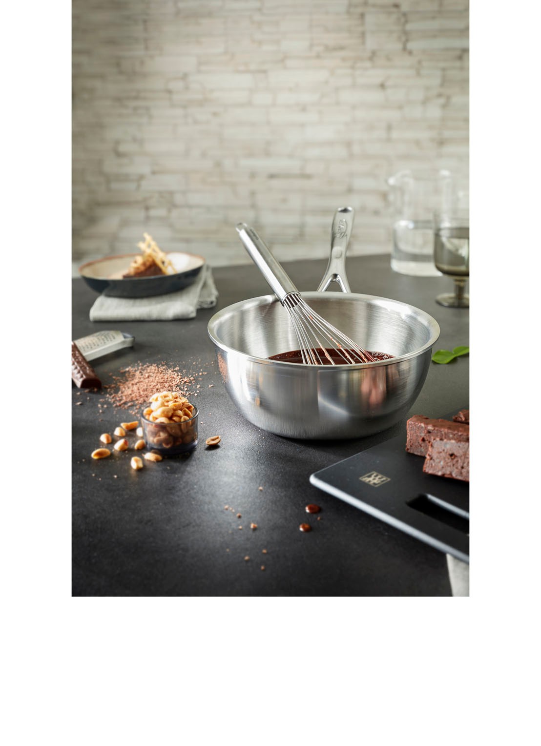 Demeyere Atlantis 7 conische steelpan Ø18 cm - voorkant 2 zilver