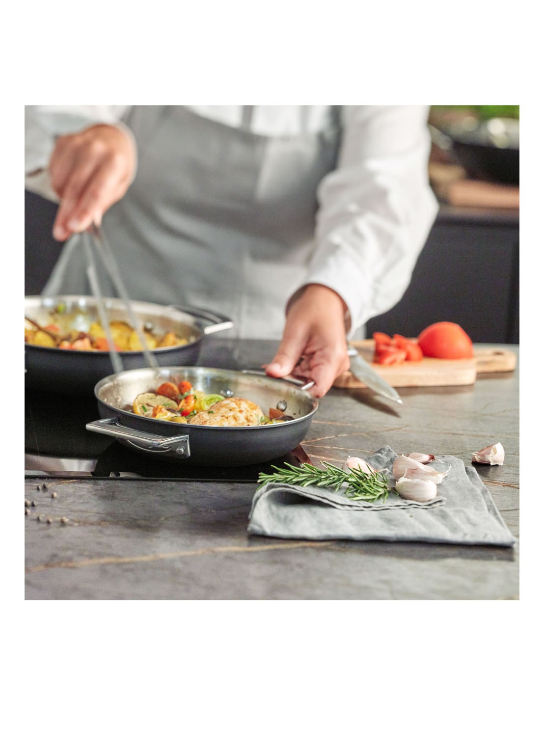 Demeyere Black 5 Multifunctionele pan 20 cm - voorkant 2 zilver