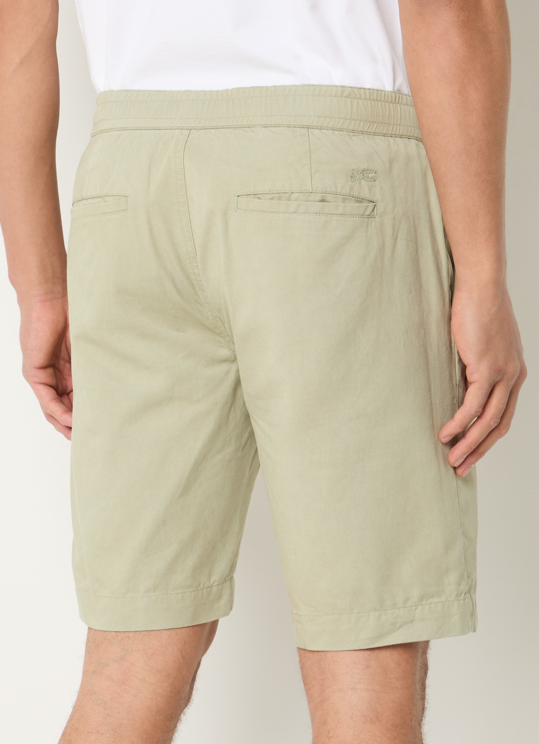 Denham Luca straight fit chino met steekzakken - achterkant 3 groen