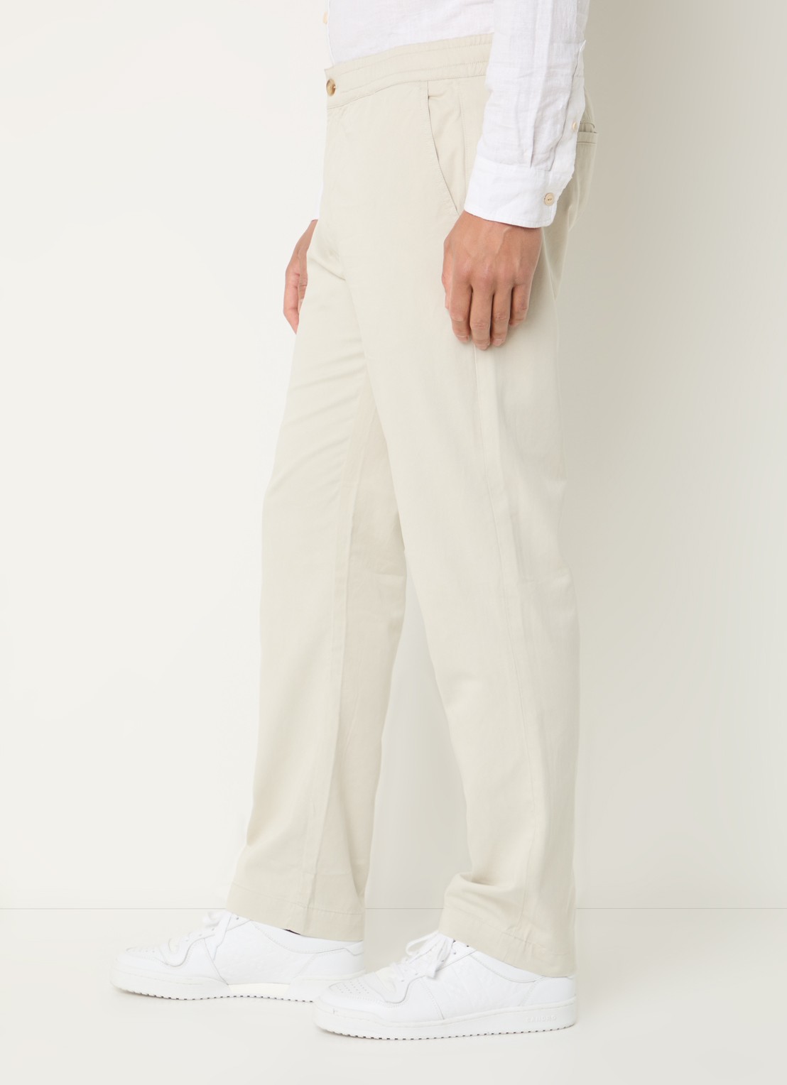 Denham Luca straight fit chino met steekzakken - detail 5 beige