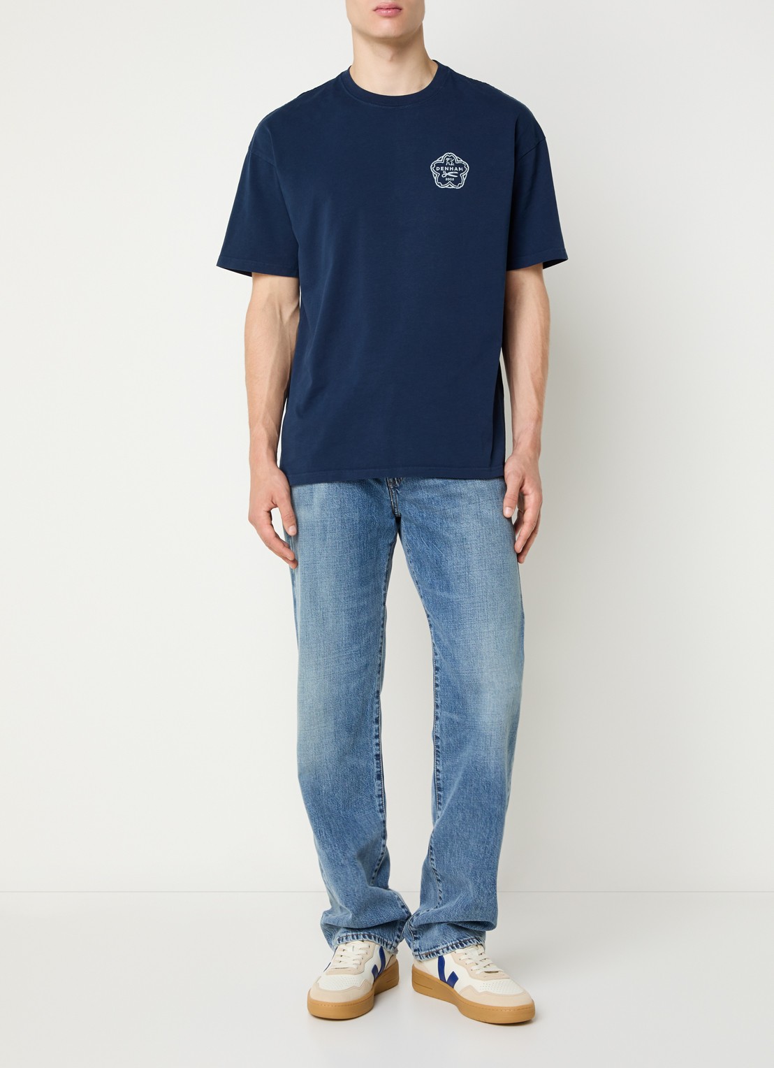 Denham Sake T-shirt met logo- en backprint - voorkant 2 donkerblauw