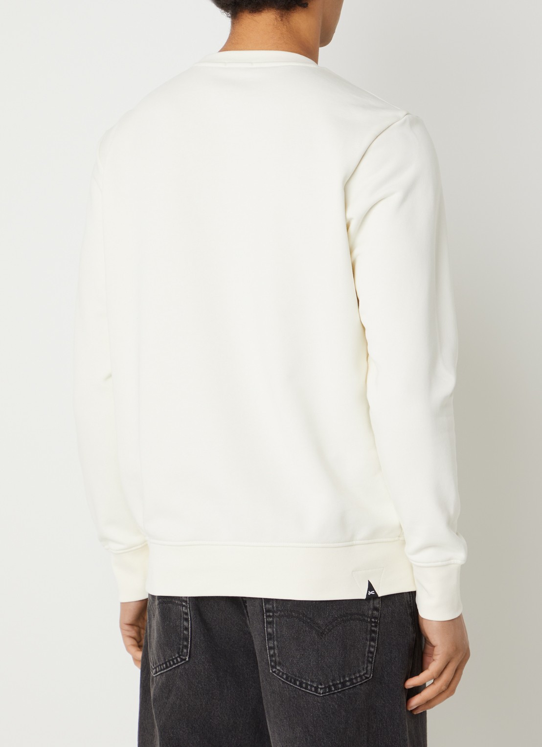 Denham Scissor sweater met logoborduring - achterkant gebroken wit