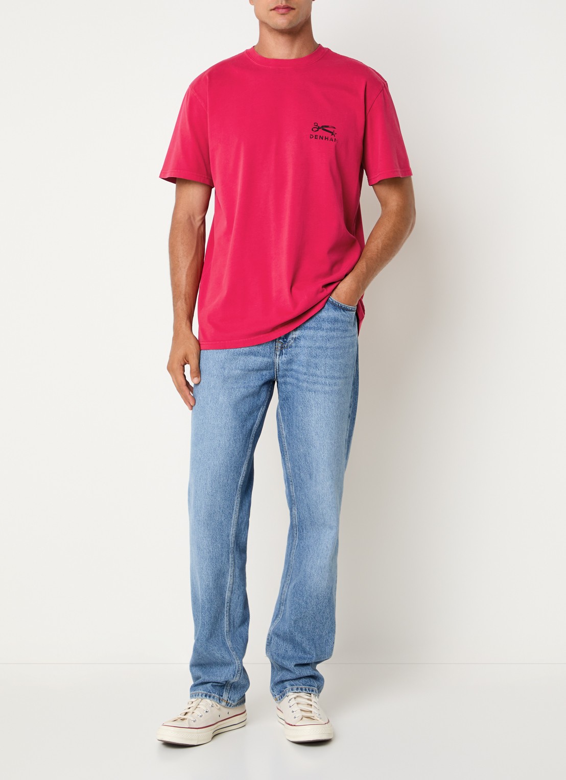 Denham T-shirt met logo- en backprint - voorkant 2 rood