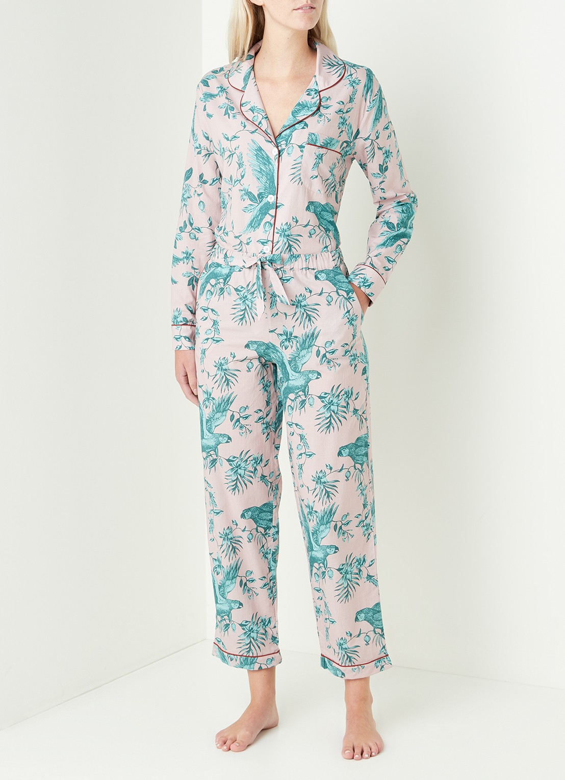 Desmond & Dempsey Parrot pyjamaset van  katoen - voorkant 3 oudroze
