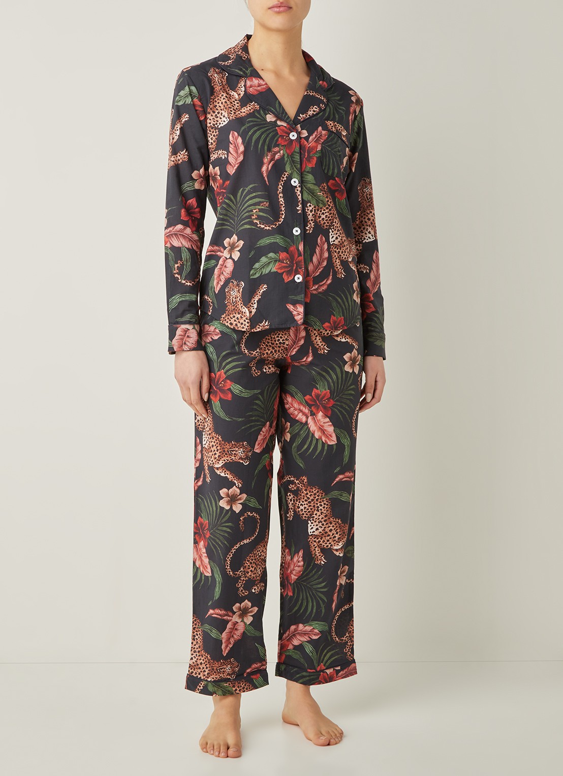 Desmond & Dempsey Soleia pyjamaset van  katoen - detail 3 zwart