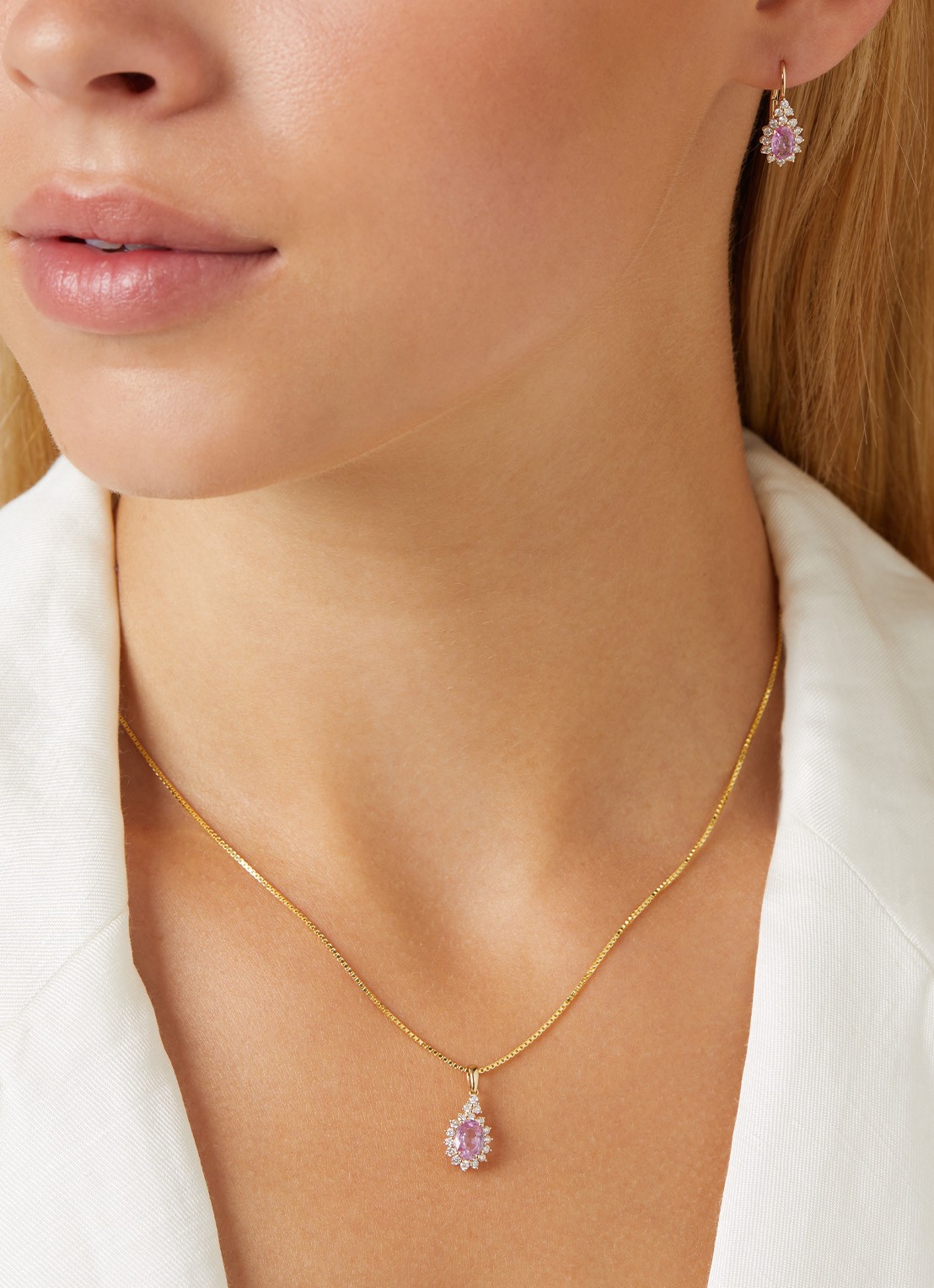 Diamond Point Geelgouden oorsieraden, 1.21 ct roze saffier, Eden - detail 3 geelgoud