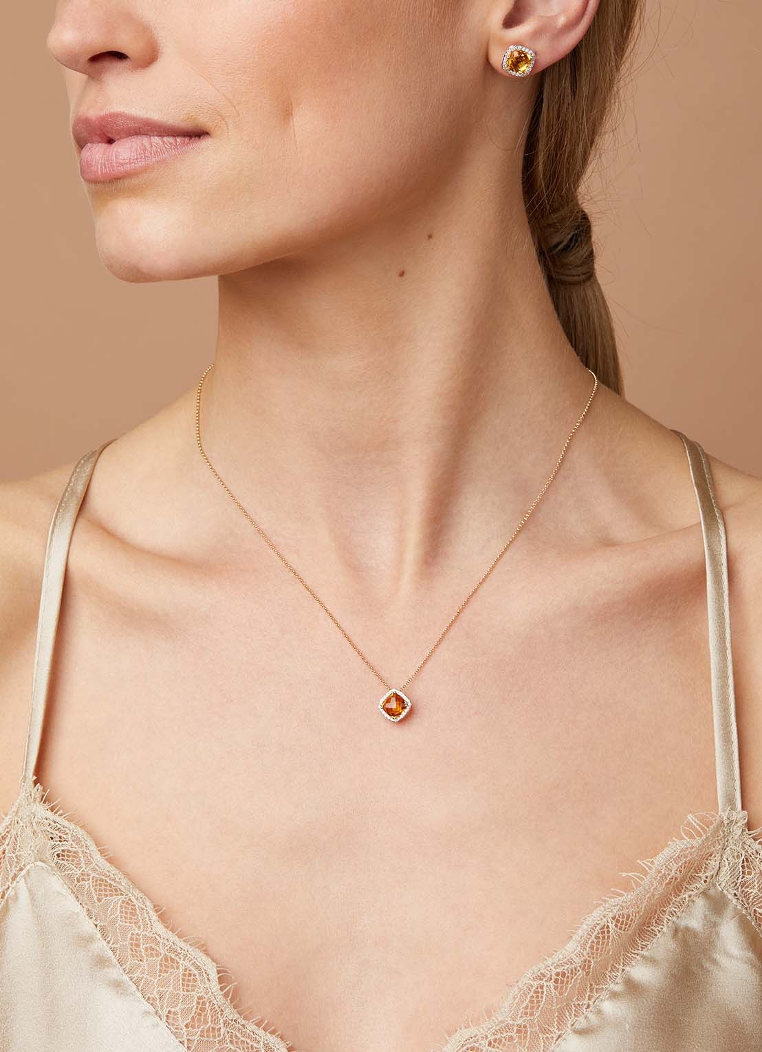 Diamond Point Geelgouden oorsieraden, 3.32 ct citrien, Fiësta - voorkant 2 geelgoud