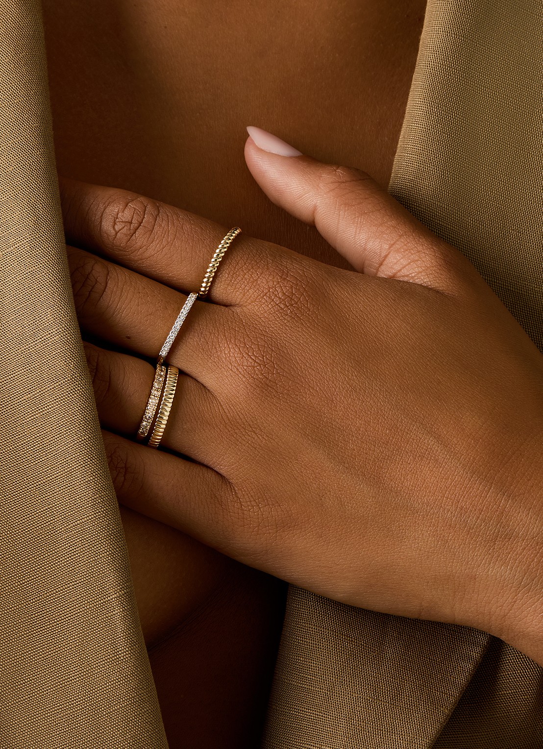 Diamond Point Ring Ensemble van 14 karaat geelgoud - detail 2 goud