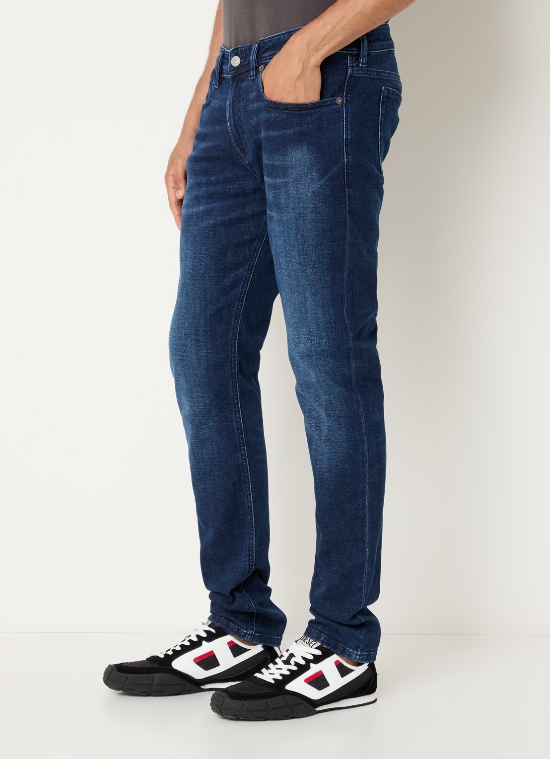 Diesel 1979 Sleenker skinny jeans met donkere wassing en steekzakken - detail 5 indigo