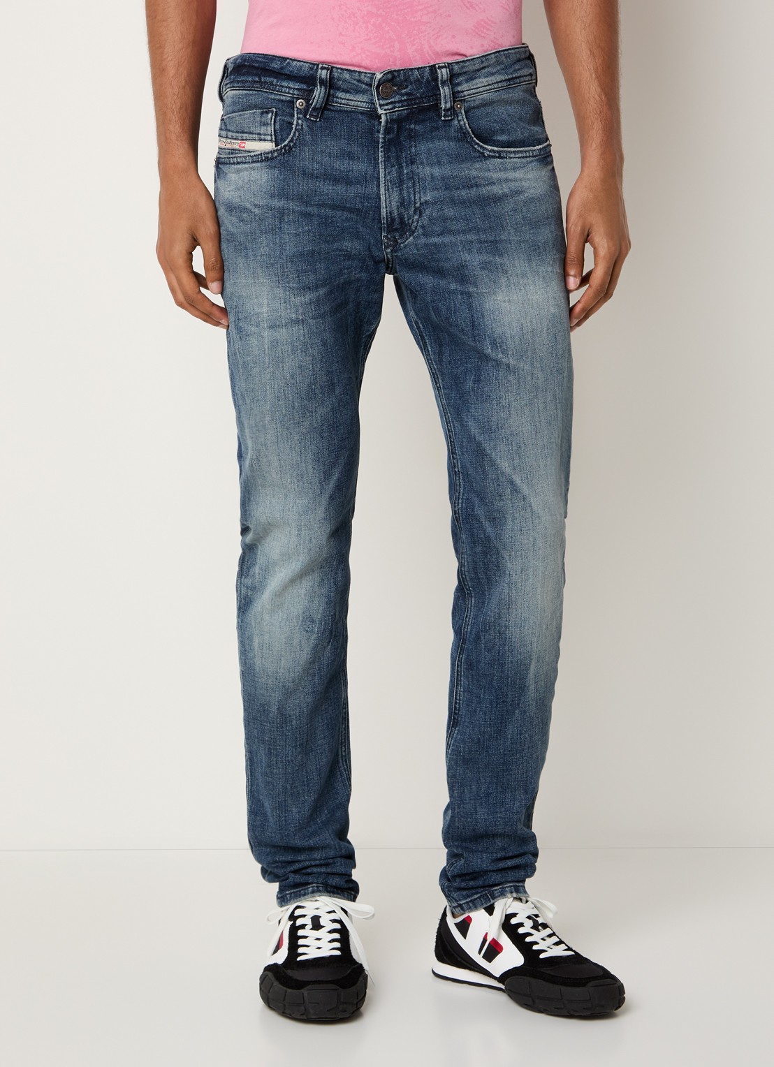 Diesel 1979 Slim fit jeans met gekleurde wassing en steekzakken - detail indigo