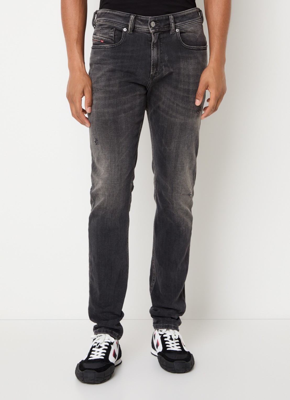 Diesel 1979 slim fit jeans met gekleurde wassing - detail antraciet