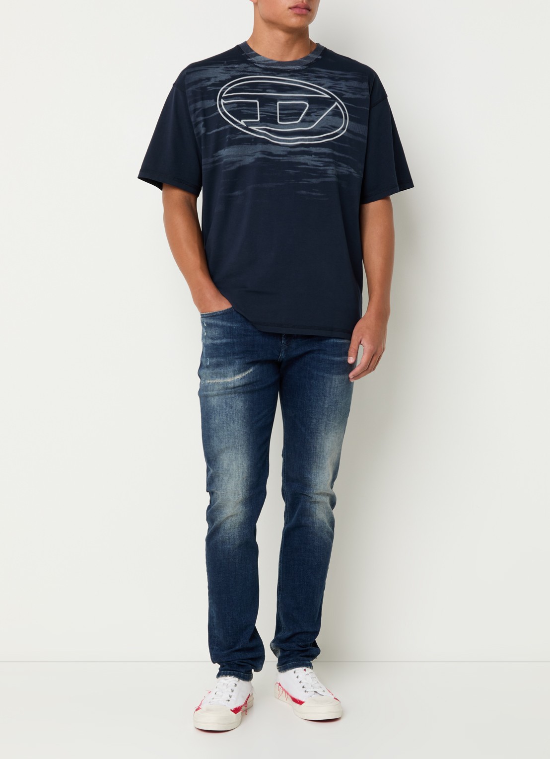 Diesel 1979 straight leg jeans met medium wassing - voorkant 5 indigo