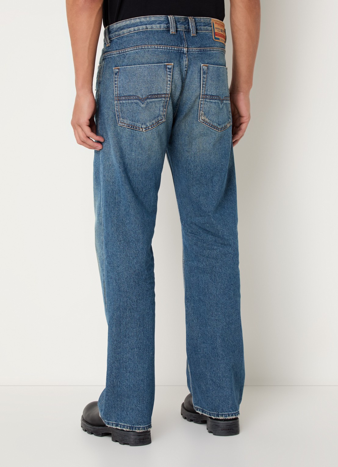 Diesel 1980 D-Eeper straight leg jeans met medium wassing - achterkant 3 indigo