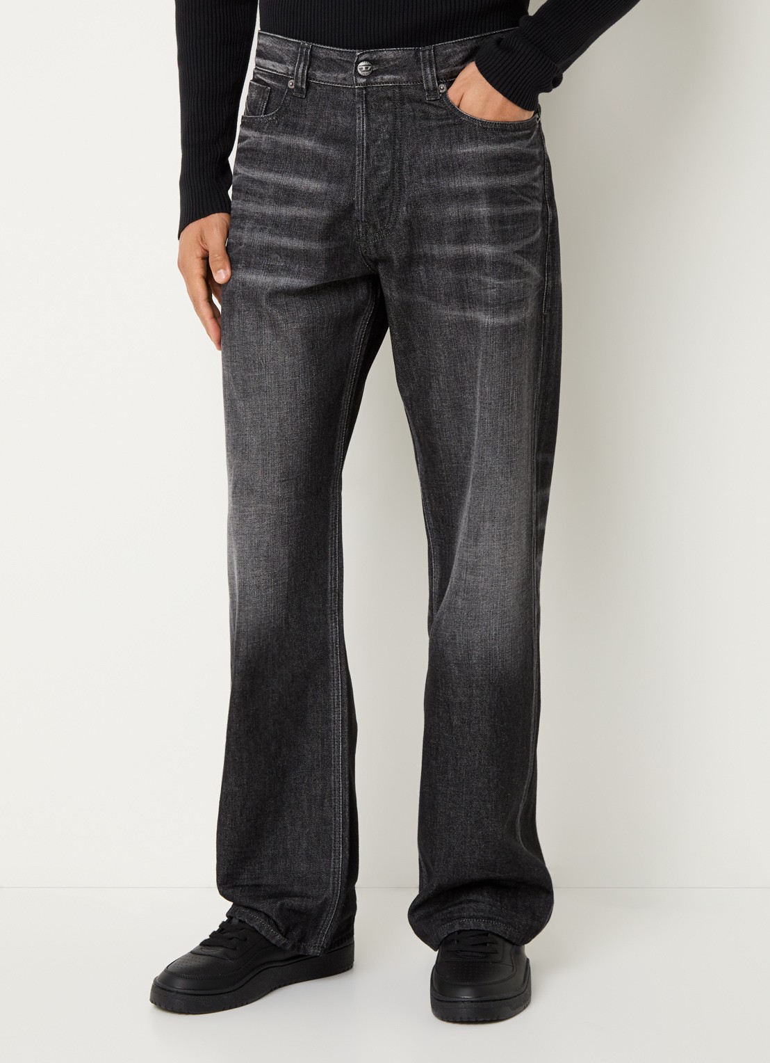 Diesel 1980 loose fit jeans met donkere wassing - detail 2 donkergrijs