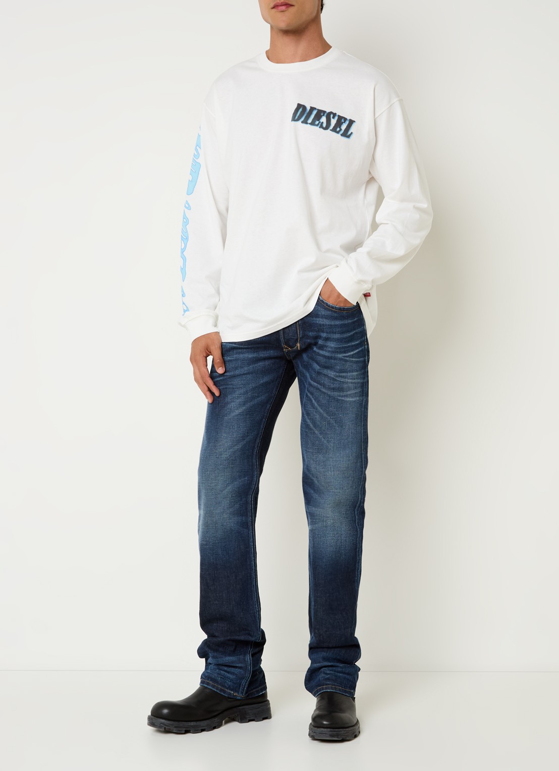 Diesel 1985 Larkee straight leg jeans met donkere wassing - voorkant 2 donkerblauw