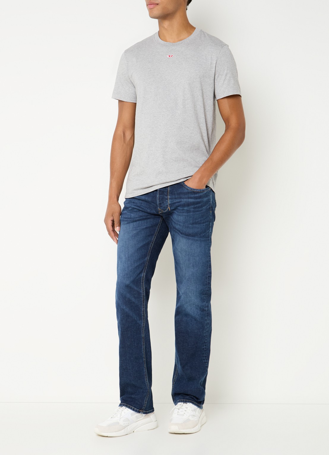 Diesel 1985 Larkee straight leg jeans met donkere wassing - voorkant 5 indigo