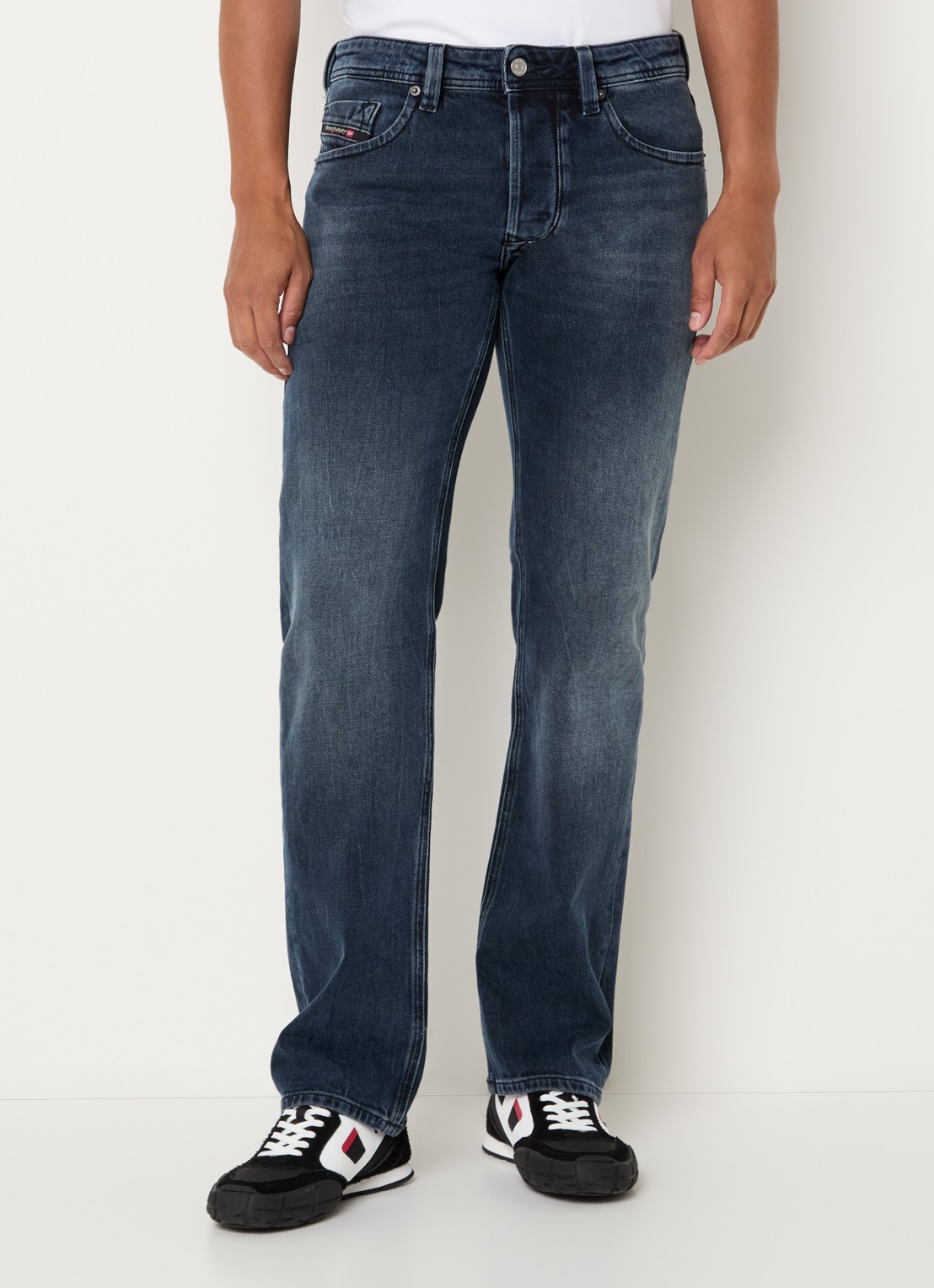 Diesel 1985 Larkee Straight leg jeans met donkere wassing - detail 3 indigo