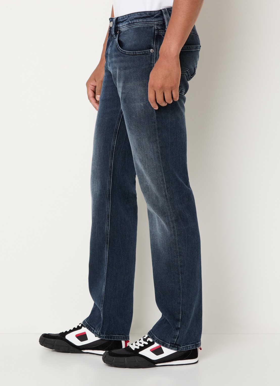 Diesel 1985 Larkee Straight leg jeans met donkere wassing - detail 4 indigo