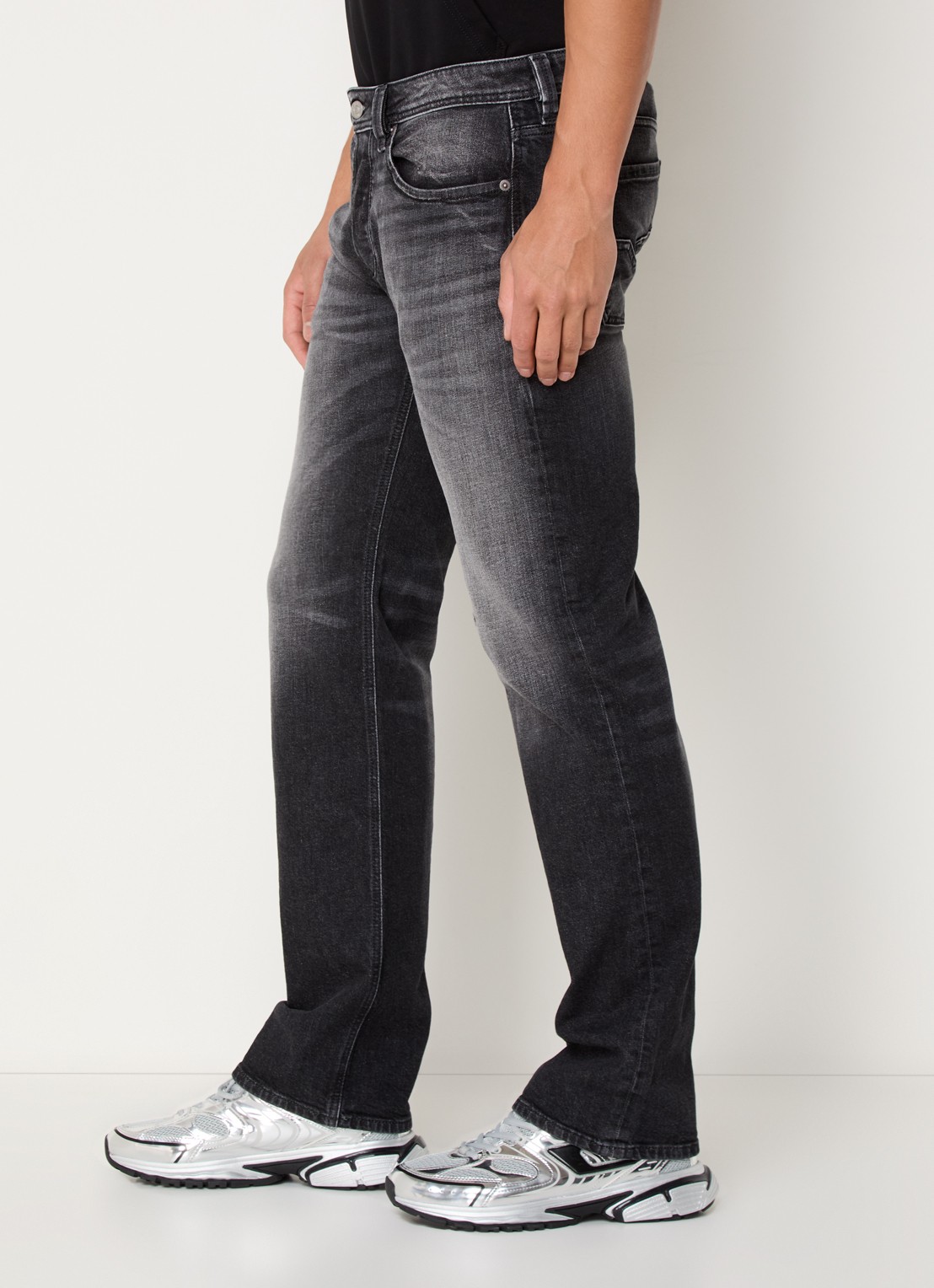 Diesel 1985 Larkee straight leg jeans met gekleurde wassing - detail 3 antraciet