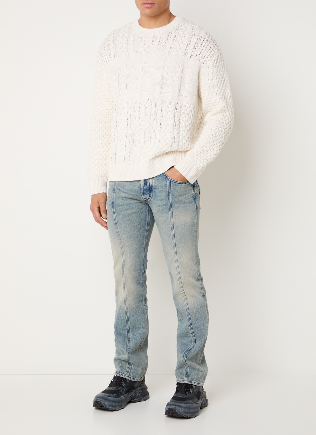 Diesel 1985 Larkee straight leg jeans met verwassen afwerking - voorkant 3 indigo