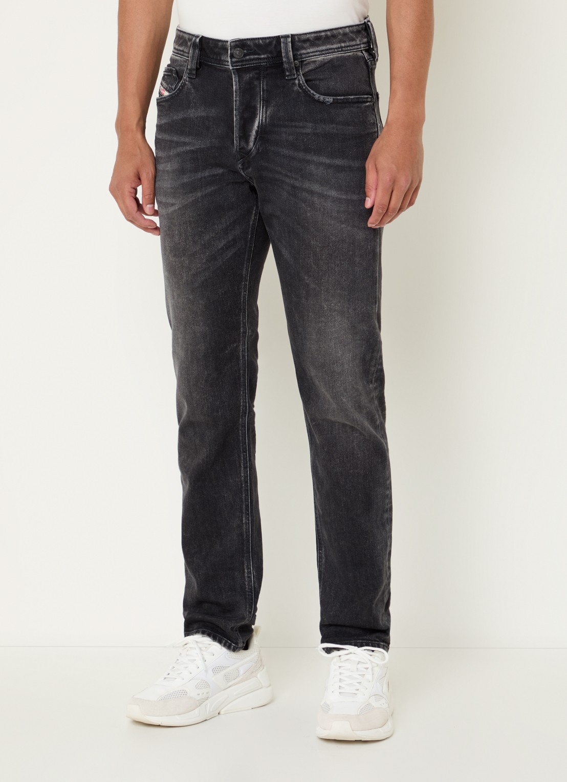 Diesel 1986 Larkee slim fit jeans met gekleurde wassing - detail 3 zwart