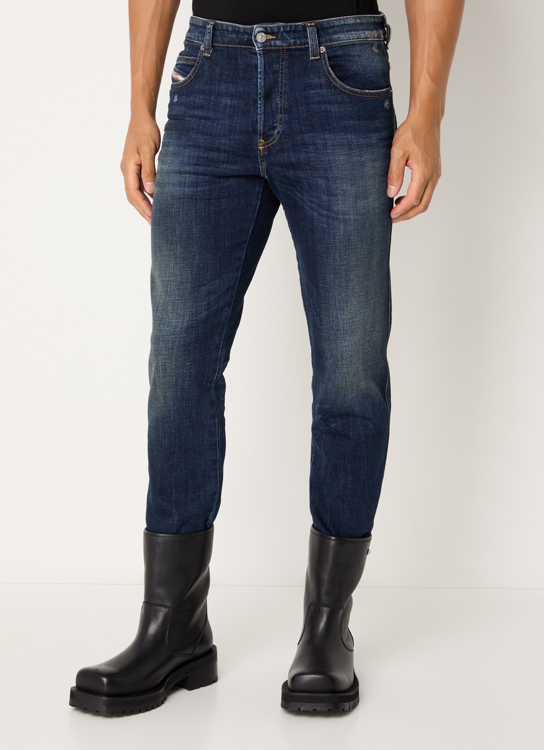 Diesel 1993 D-Vyl slim fit jeans met destroyed afwerking - detail 4 indigo