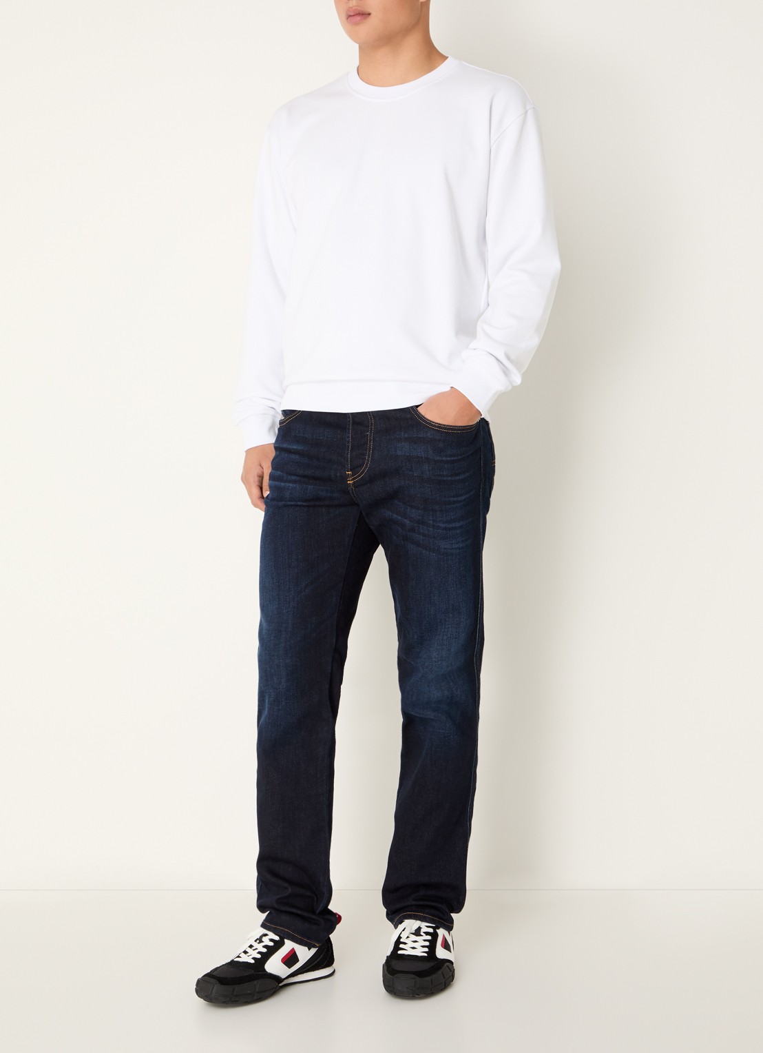 Diesel 1993 D-Vyl slim fit jeans met donkere wassing - voorkant 5 indigo