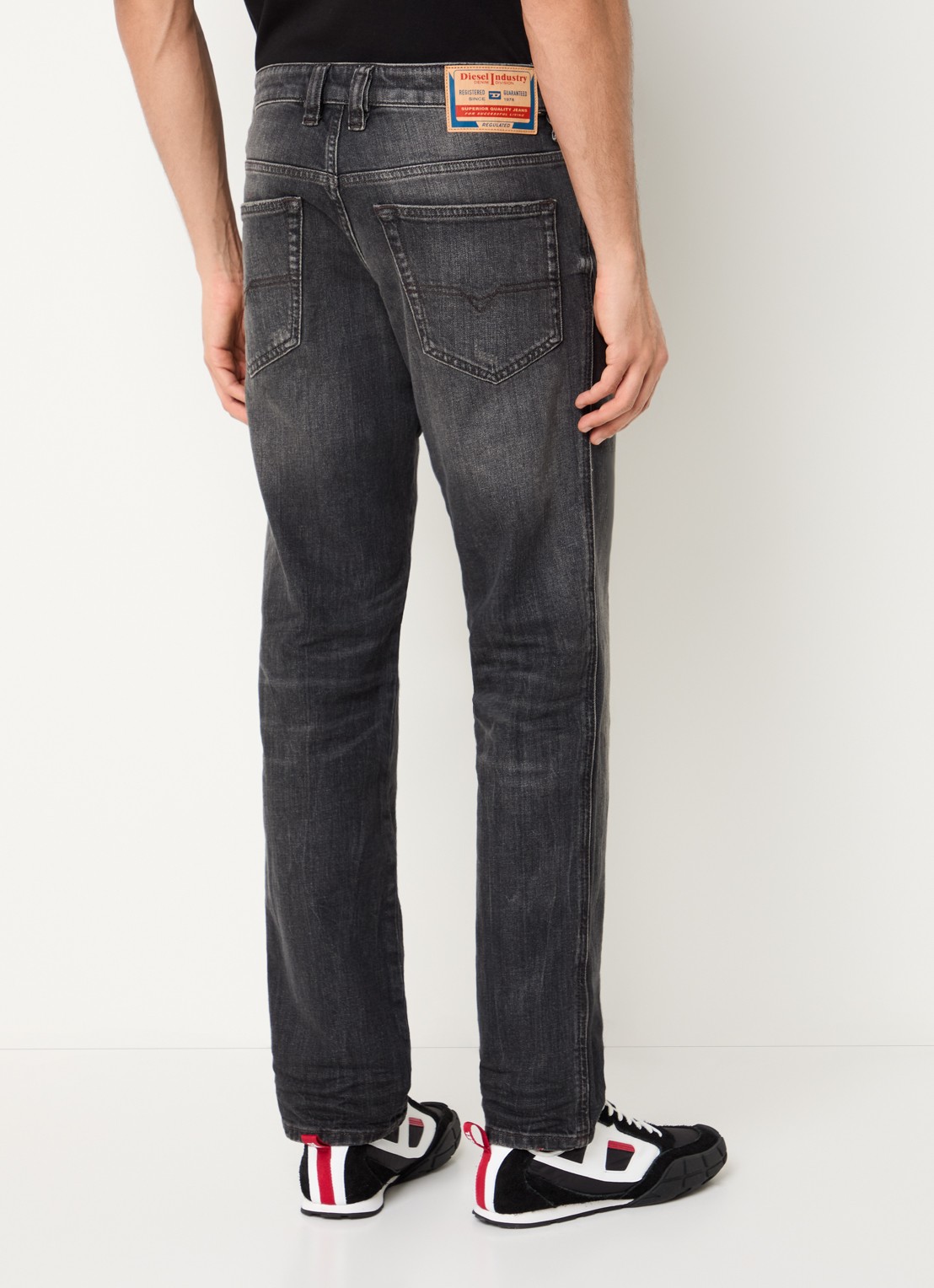 Diesel 1993 D-Vyl straight leg jeans met gekleurde wassing - achterkant 3 zwart