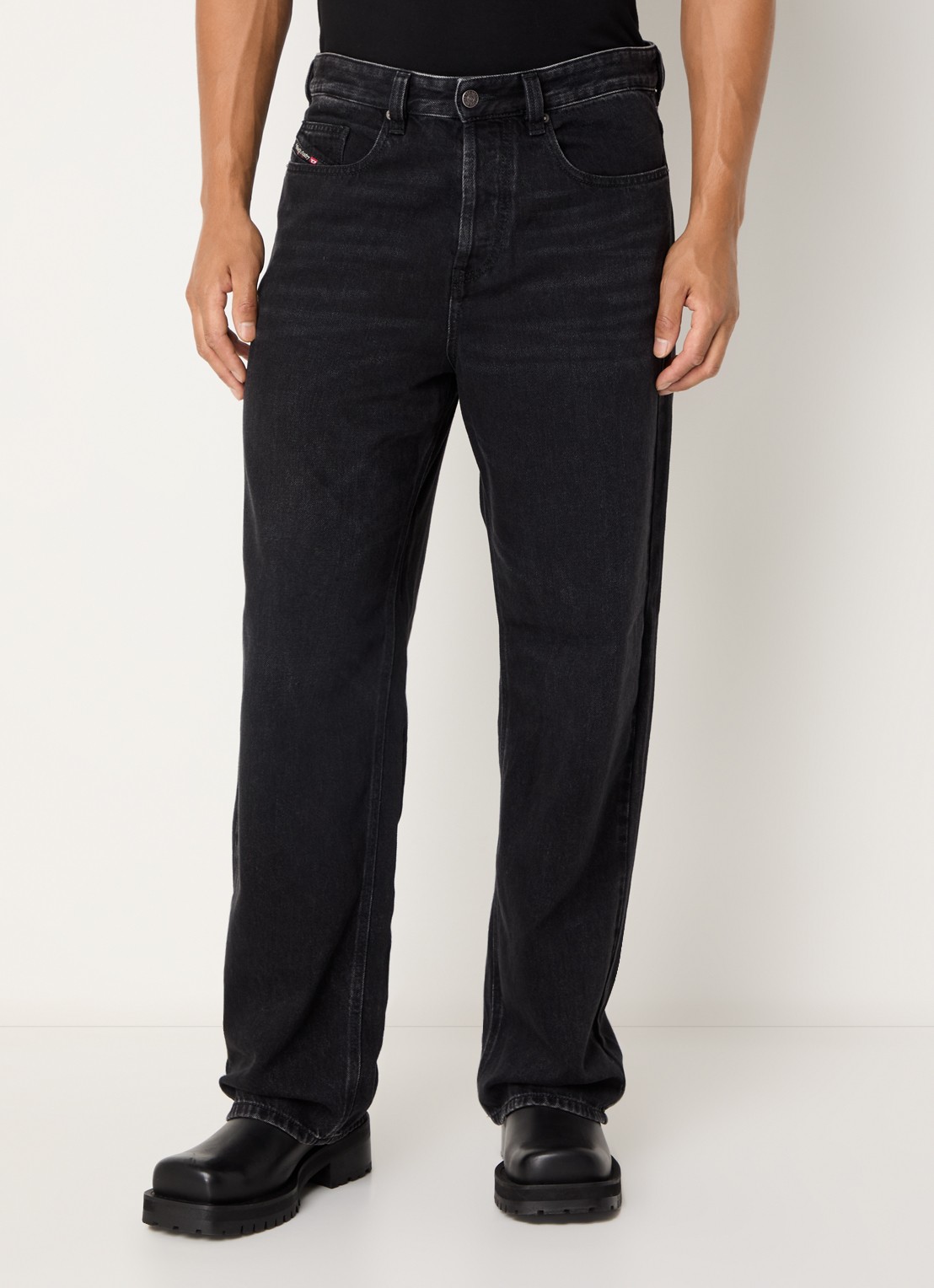 Diesel 2001 D-Macro loose fit jeans  - detail 3 zwart