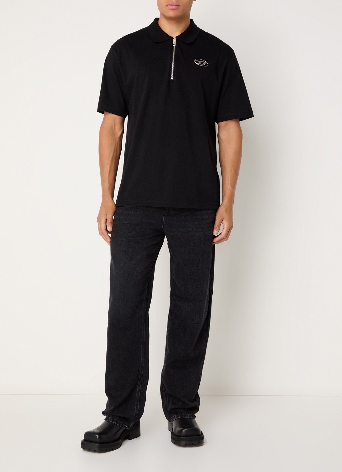 Diesel 2001 D-Macro loose fit jeans  - voorkant 2 zwart