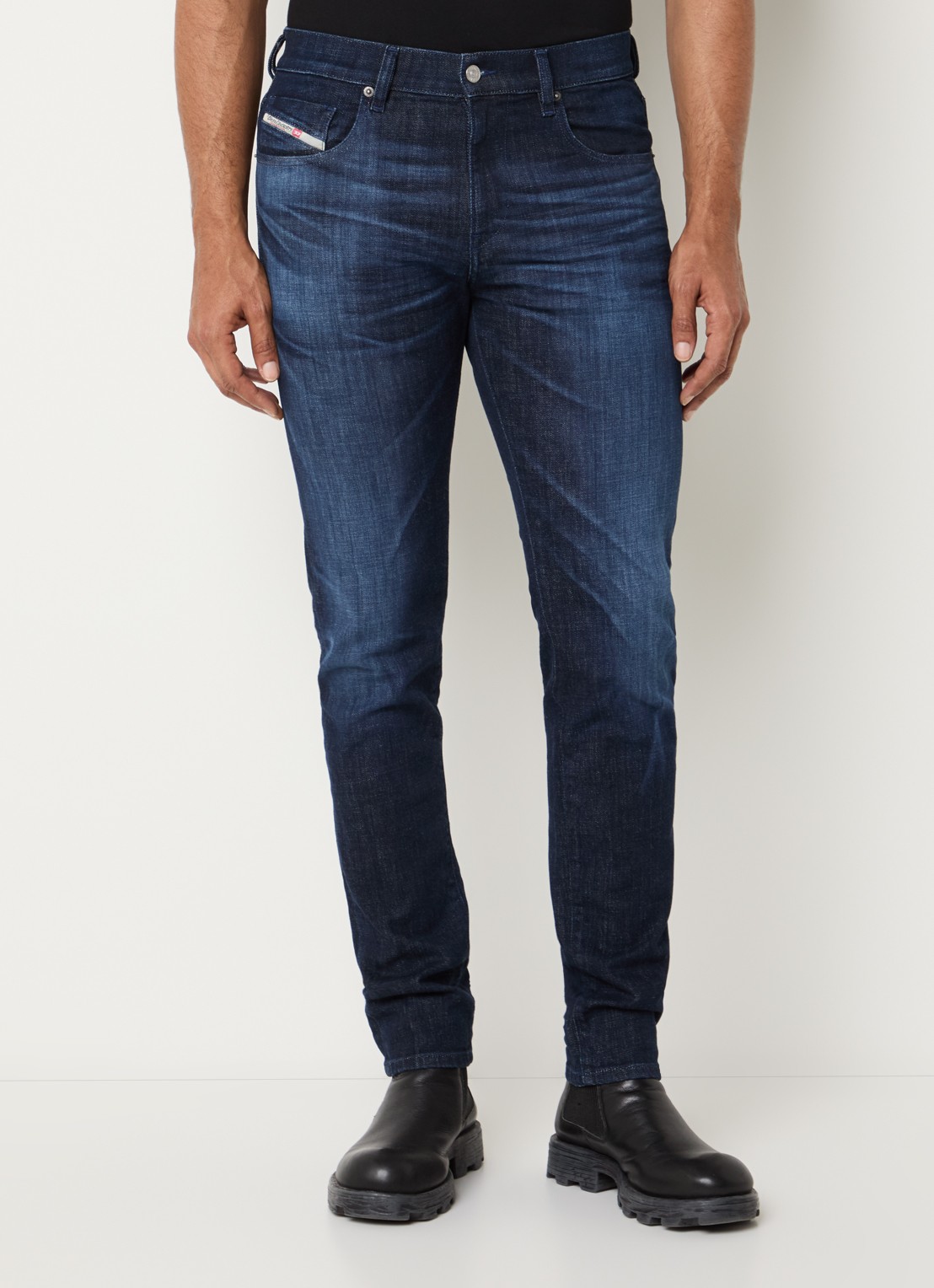 Diesel 2019 D-Strukt slim fit jeans met donkere wassing - detail indigo