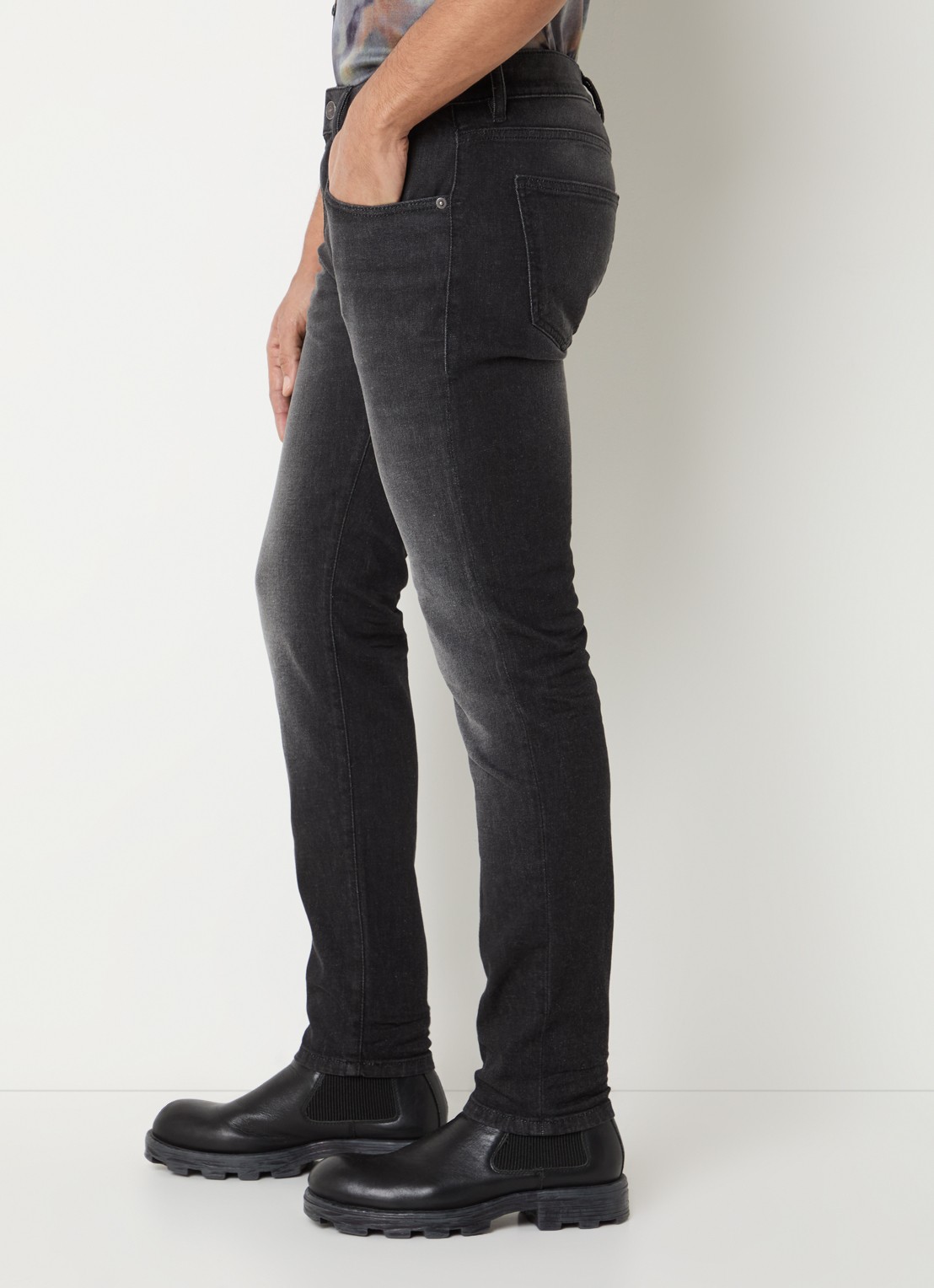 Diesel 2019 D-Strukt slim fit jeans met gekleurde wassing - detail 5 antraciet
