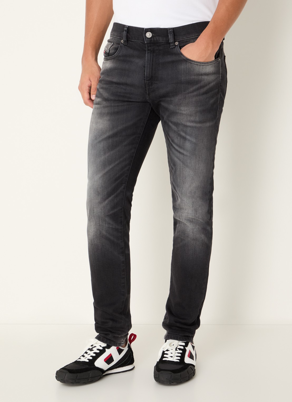 Diesel 2019 D-strukt slim fit jeans met gekleurde wassing - detail 3 antraciet