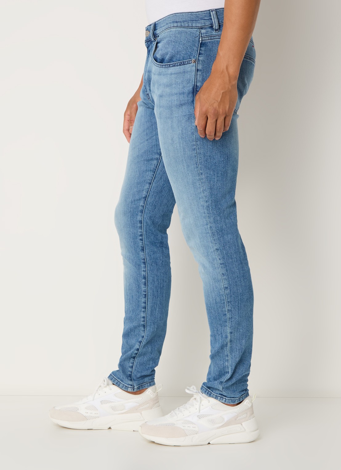 Diesel  2019 D-Strukt slim fit jeans met medium wassing - detail 3 indigo