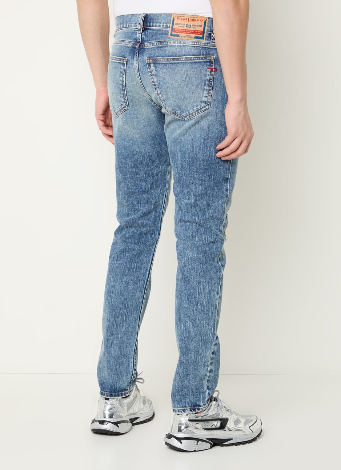 Diesel 2019 D-Strukt slim fit jeans met medium wassing - achterkant 5 indigo