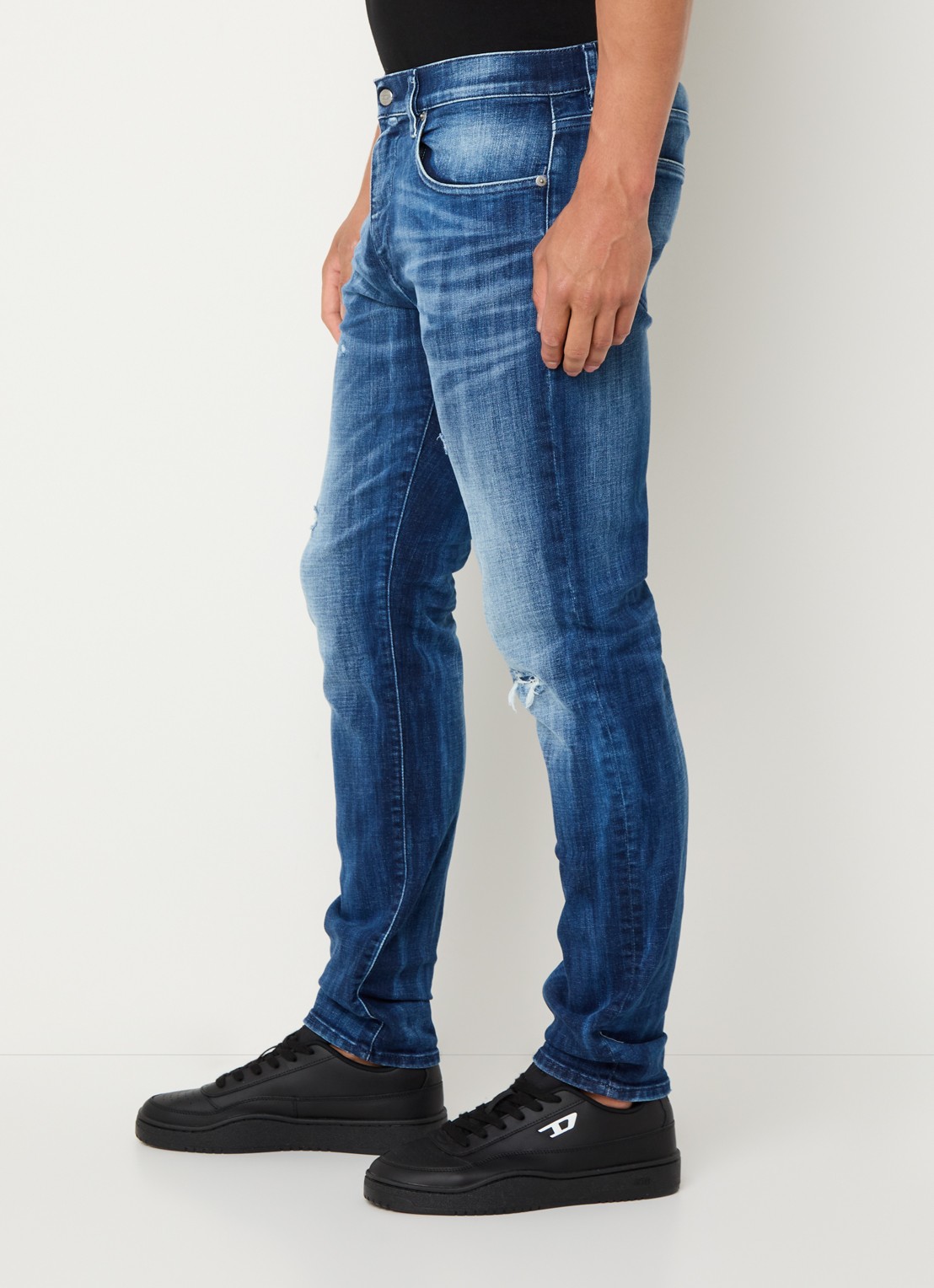 Diesel 2019 D-Strukt slim fit jeans met medium wassing - detail 4 indigo