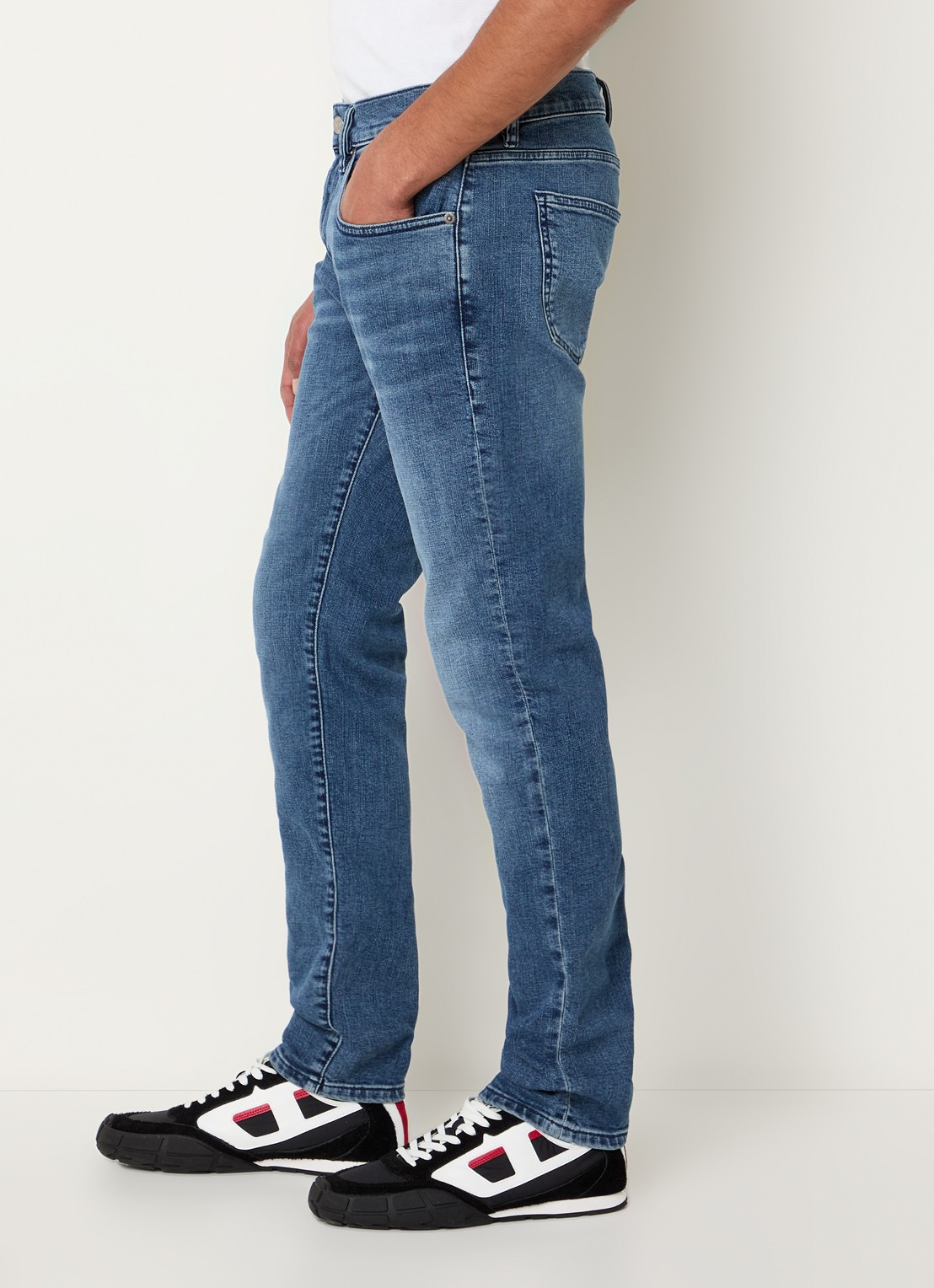Diesel 2019 D-strukt straight fit jeans met medium wassing  - detail 2 indigo